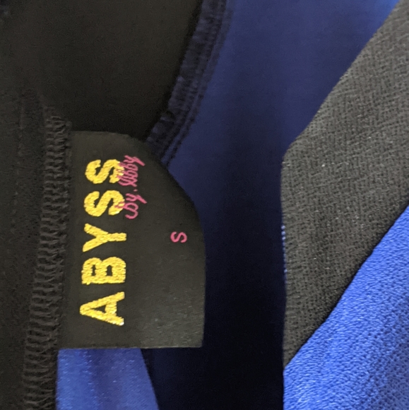 Abyss by Abby evening gown - Picture 4 of 4